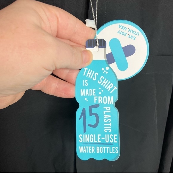 NWT & Collaro black button down shirt made from recycled material size 3X - Picture 4 of 9